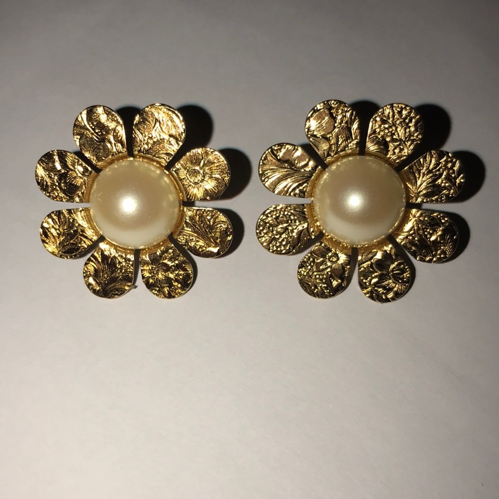 Flower earrings